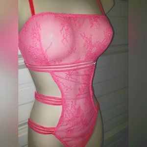 💋 💄 Size XS/S Hot Pink Lace Victoria's Secret sheer bodysuit lingerie small